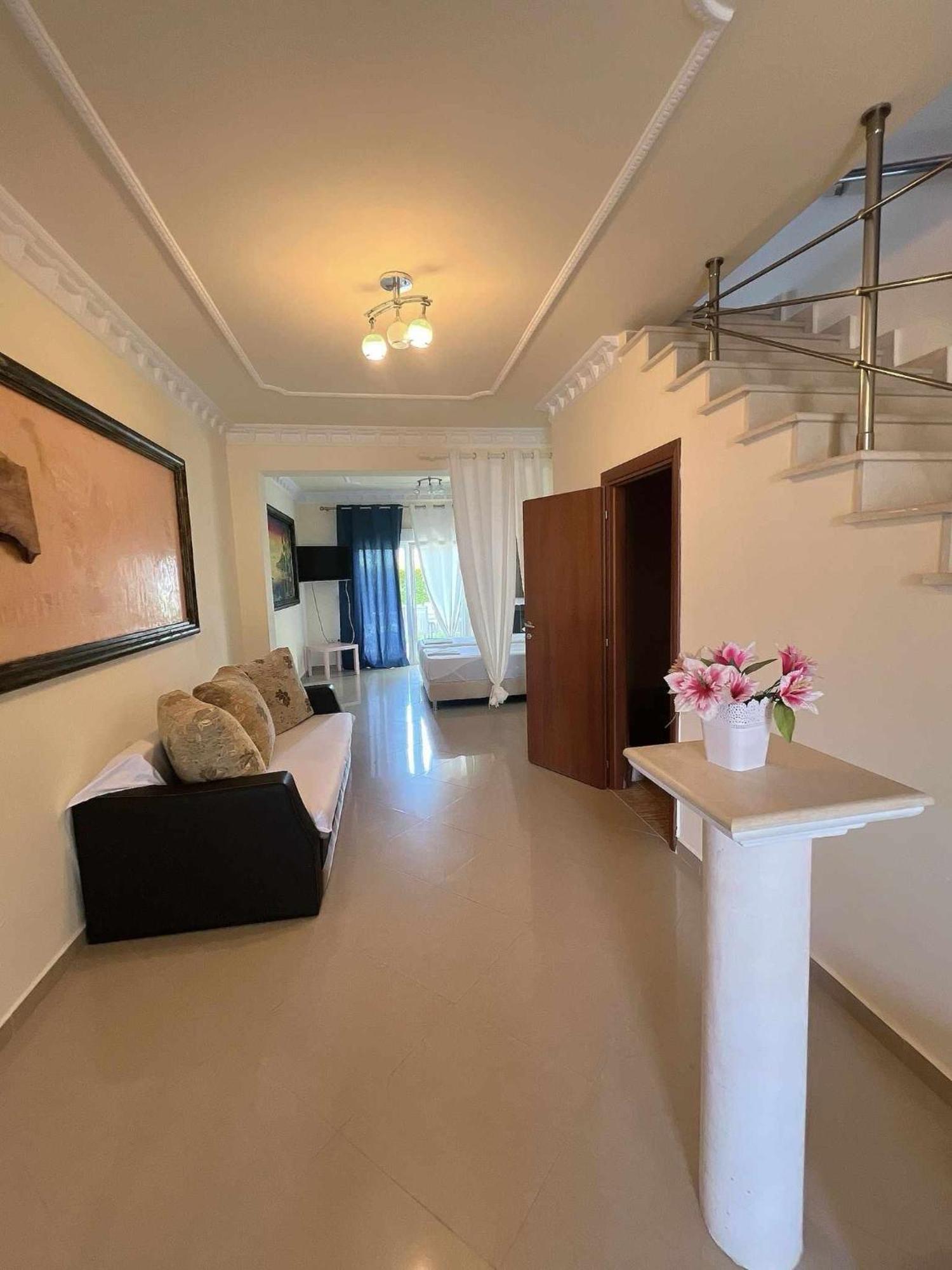 Alexandros Apartment