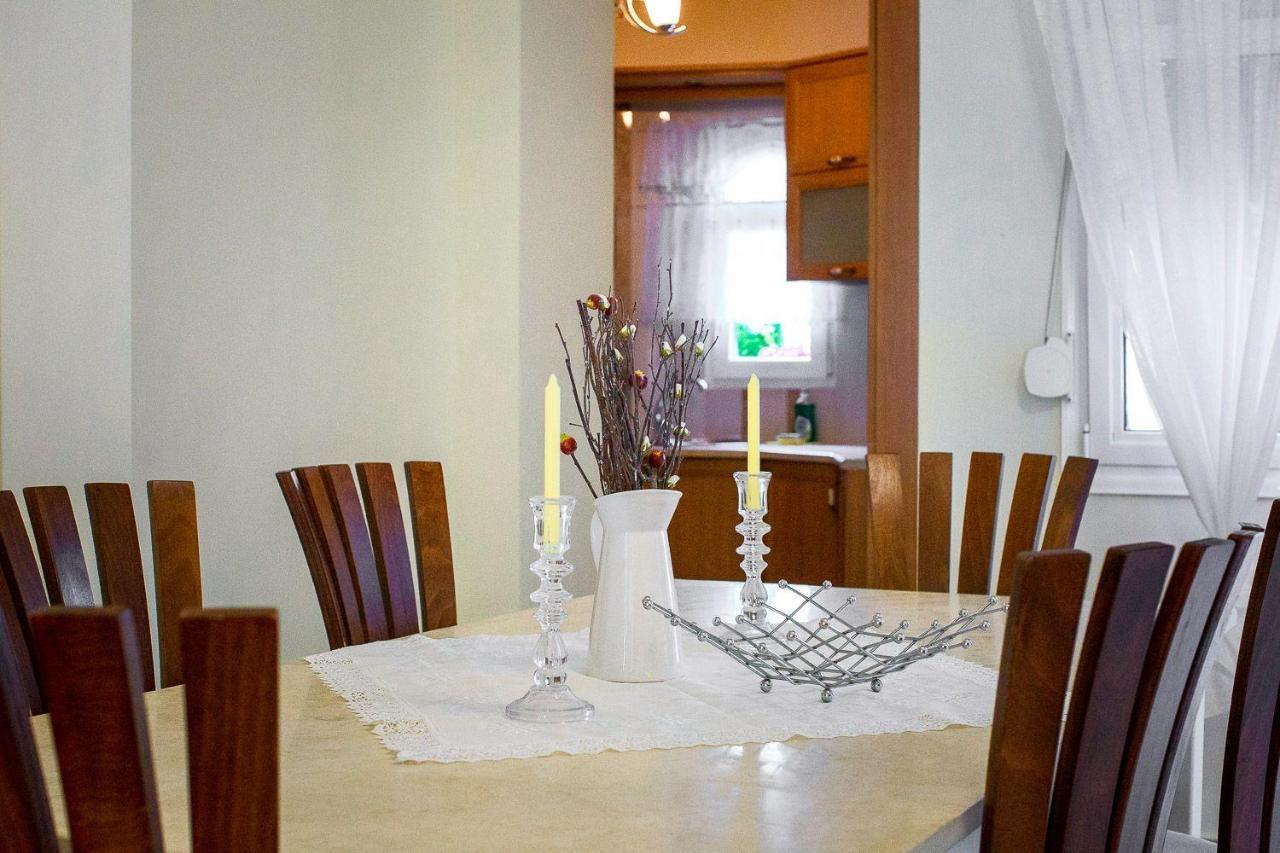 Alexandros Apartament *